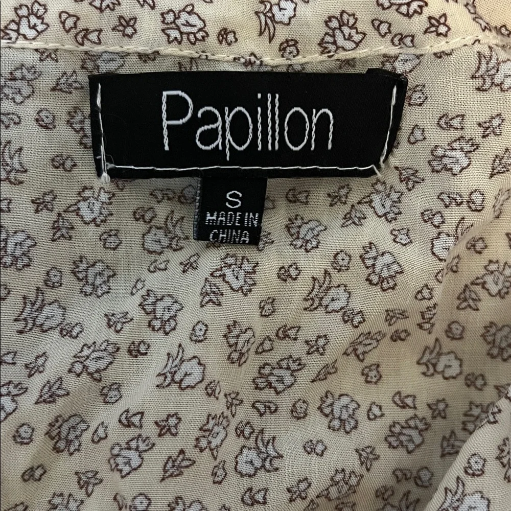 Cream Floral Dress - Picture 2 of 6